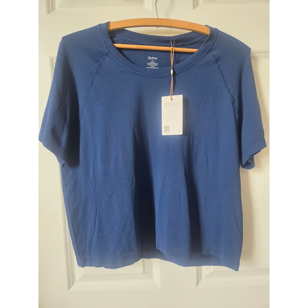 Quince Women's XL Seamless Performance Tee Blue Short Sleeve Athletic Top NWT